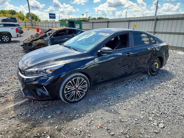 2024 KIA FORTE — Front 3/4
