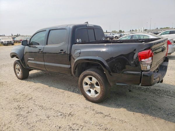 2016 TOYOTA TACOMA