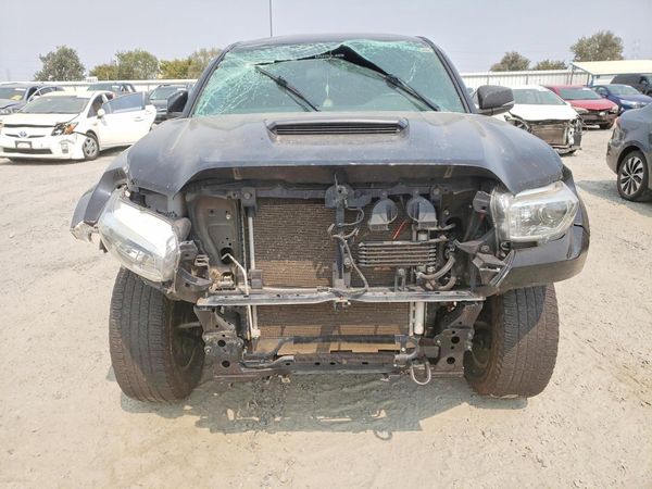 2016 TOYOTA TACOMA