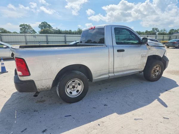 2017 RAM 1500 ST