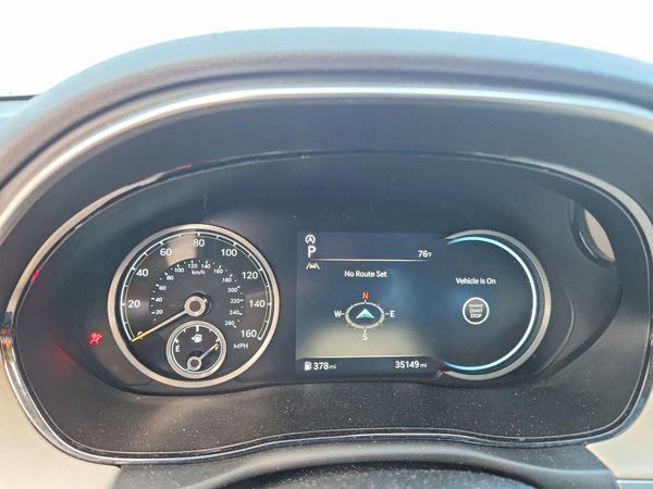 2023 GENESIS GV70