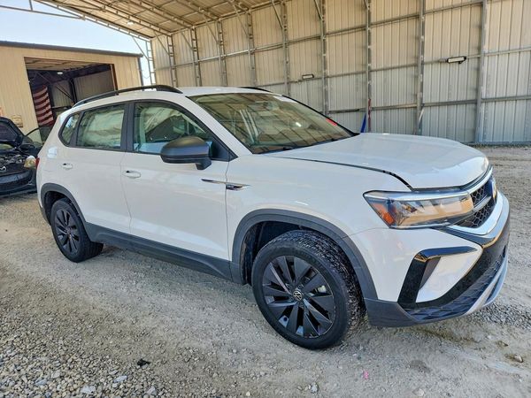 2022 VOLKSWAGEN TAOS