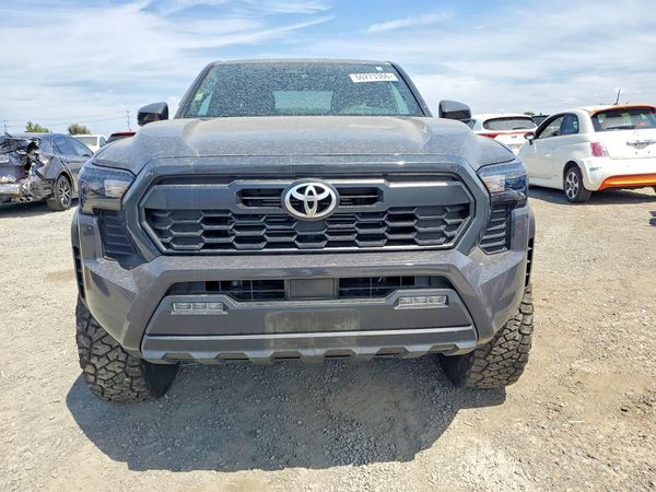 2025 TOYOTA TACOMA