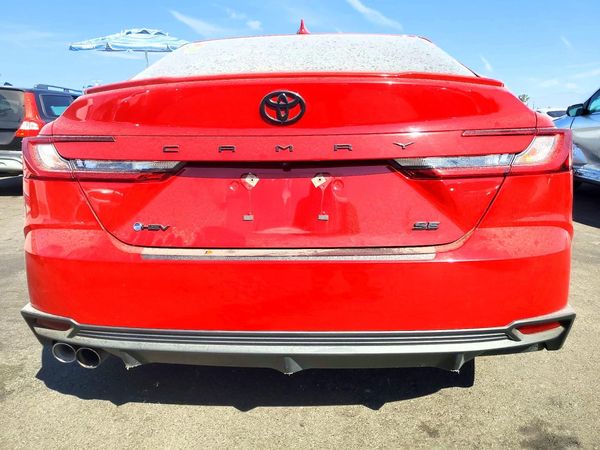 2025 TOYOTA CAMRY