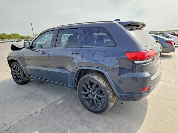 2018 JEEP GRAND CHEROKEE Laredo