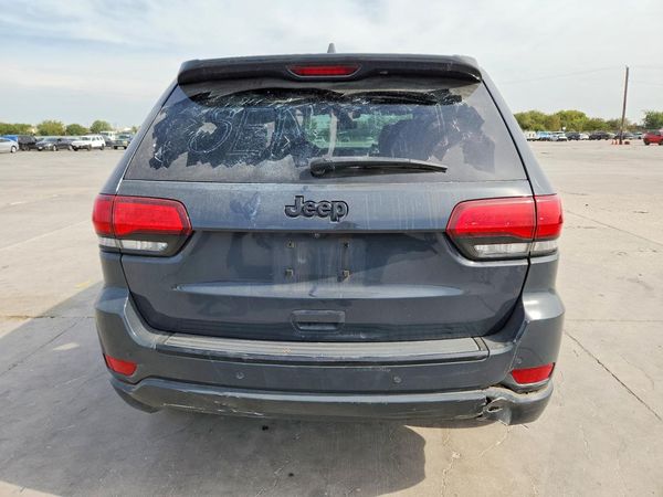2018 JEEP GRAND CHEROKEE Laredo