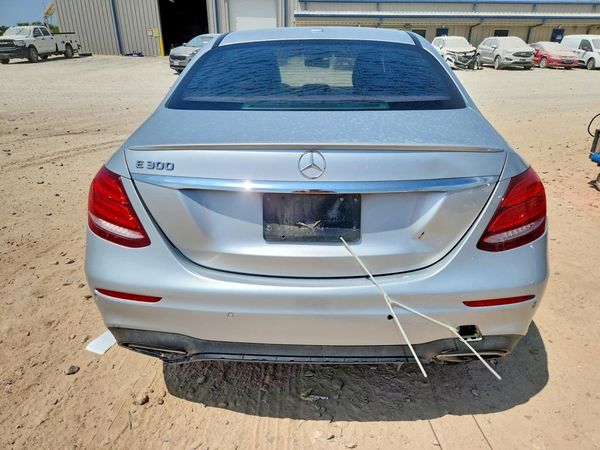 2017 MERCEDES-BENZ E E300