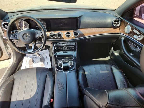 2017 MERCEDES-BENZ E E300