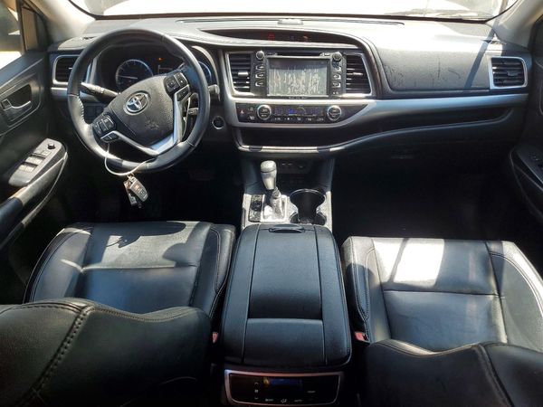 2019 TOYOTA HIGHLANDER SE/XLE