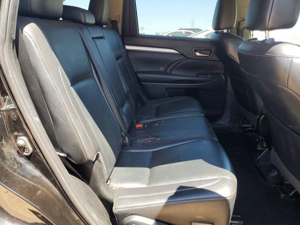 2019 TOYOTA HIGHLANDER SE/XLE