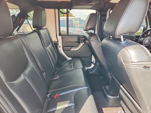 2017 JEEP WRANGLER UNLIMITED Unlimited Sahara