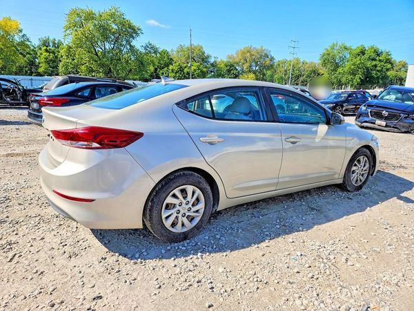 2017 HYUNDAI ELANTRA
