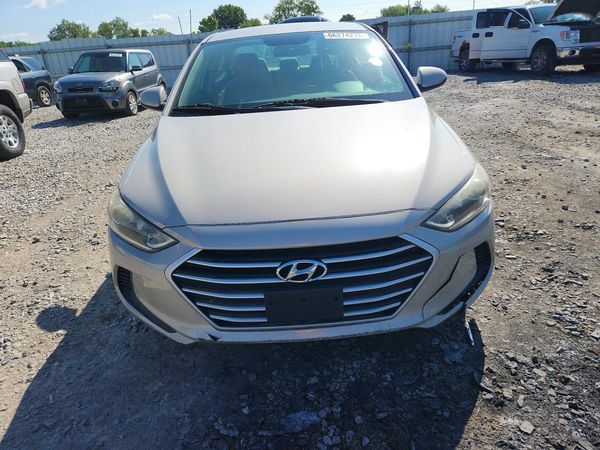 2017 HYUNDAI ELANTRA