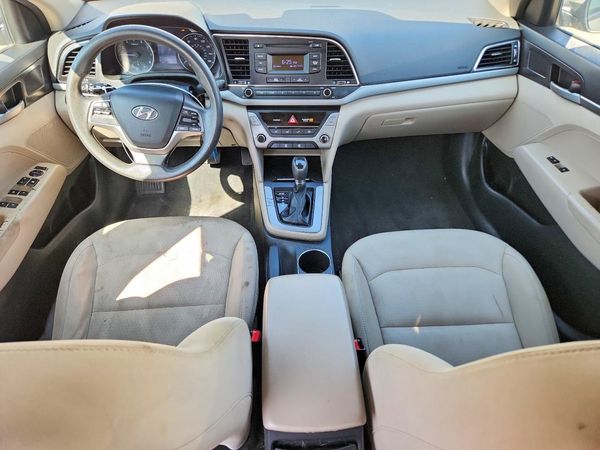 2017 HYUNDAI ELANTRA