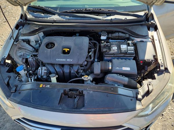 2017 HYUNDAI ELANTRA