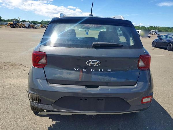 2024 HYUNDAI VENUE SEL / Limited