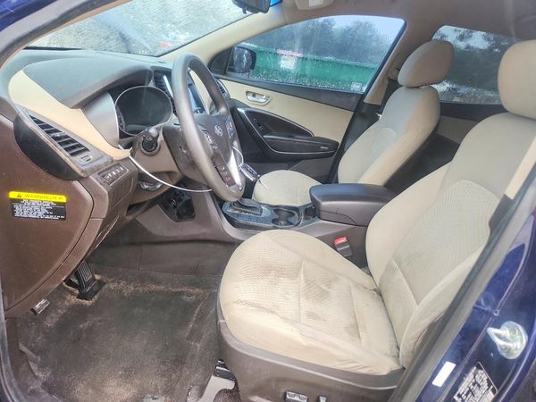 2017 HYUNDAI SANTA FE — DENT