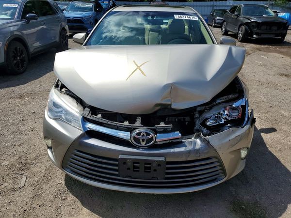 2015 TOYOTA CAMRY