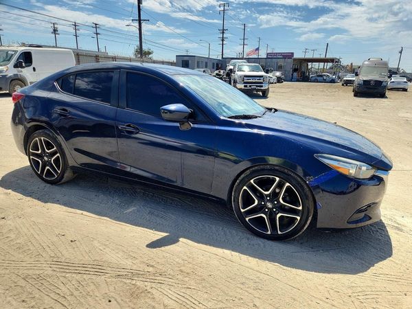 2018 MAZDA 3 Sport