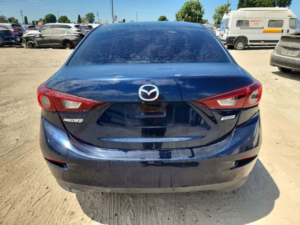 2018 MAZDA 3 Sport