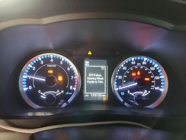 2019 TOYOTA HIGHLANDER LE/LE Plus