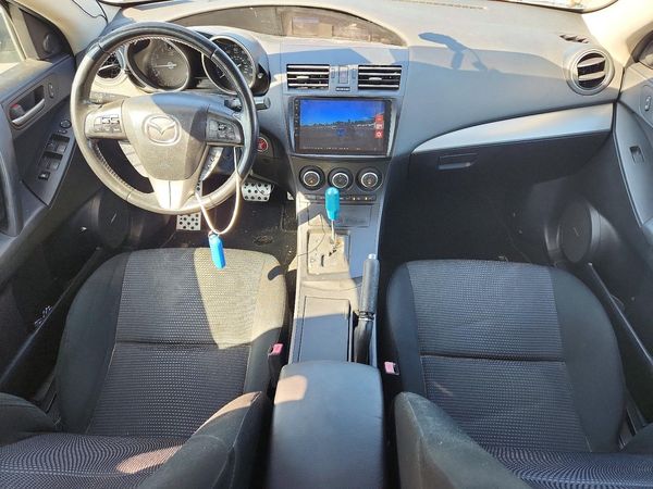 2013 MAZDA 3 Touring/GS