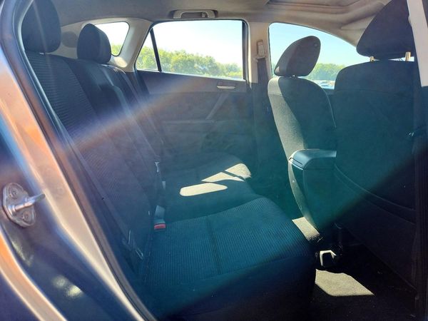 2013 MAZDA 3 Touring/GS