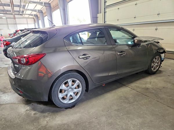 2016 MAZDA 3 SV/Base