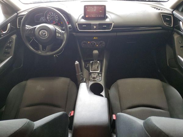 2016 MAZDA 3 SV/Base