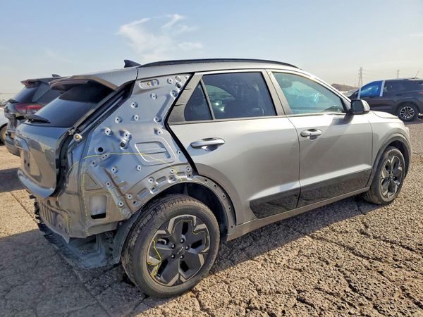 2024 KIA NIRO Wind