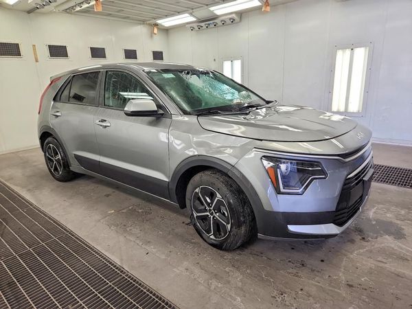 2026 KIA NIRO LX
