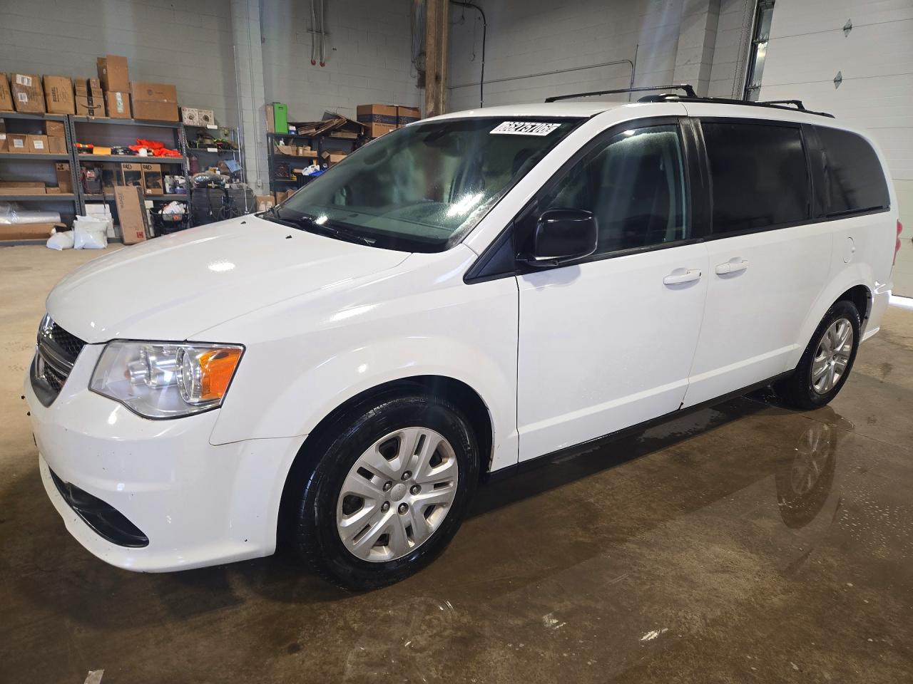 2019 DODGE CARAVAN SE — Front 3/4