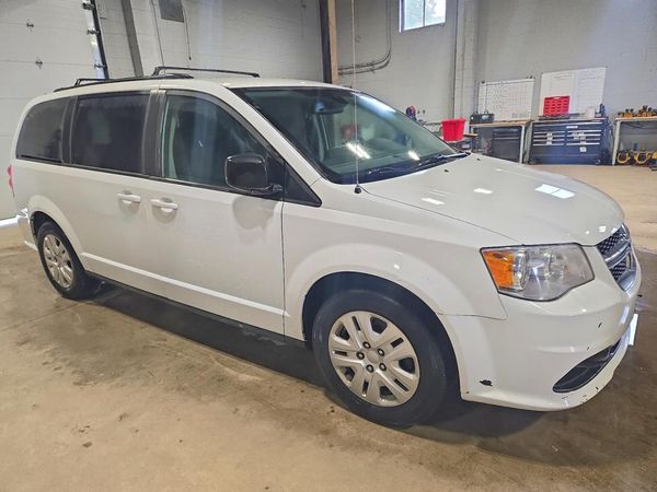 2019 DODGE CARAVAN SE — Passenger 3/4