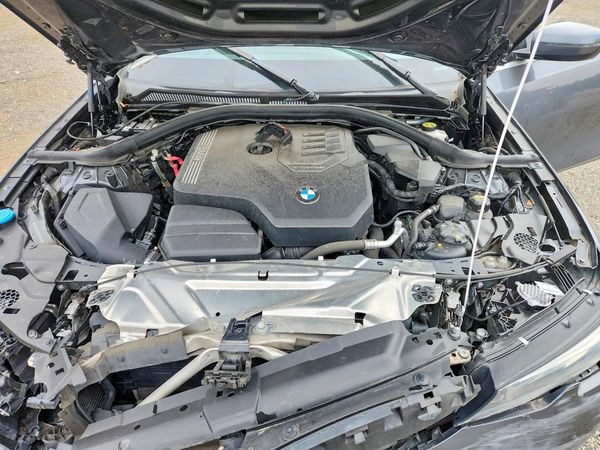 2020 BMW 3 SERIES NA — Engine bay