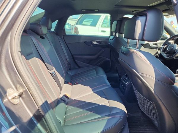 2019 AUDI A4 quattro Prestige