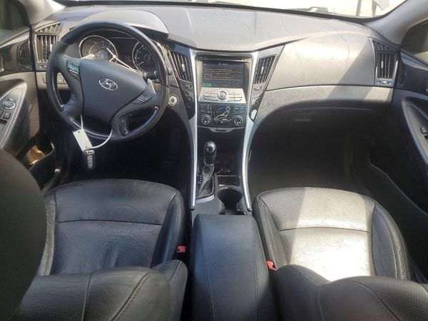 2012 HYUNDAI SONATA Middle level