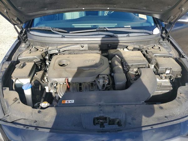 2016 HYUNDAI SONATA — Engine bay