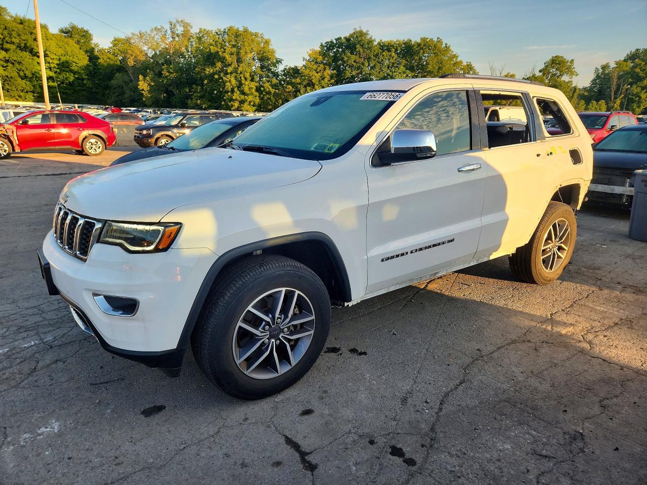 2022 JEEP GRAND CHEROKEE Limited, Limited X