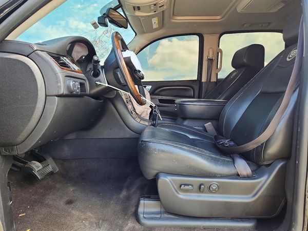 2014 CADILLAC ESCALADE