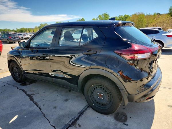 2024 NISSAN KICKS