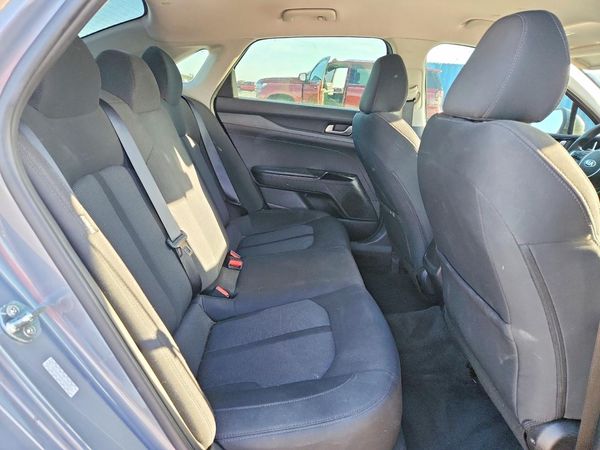 2021 KIA K5 LX