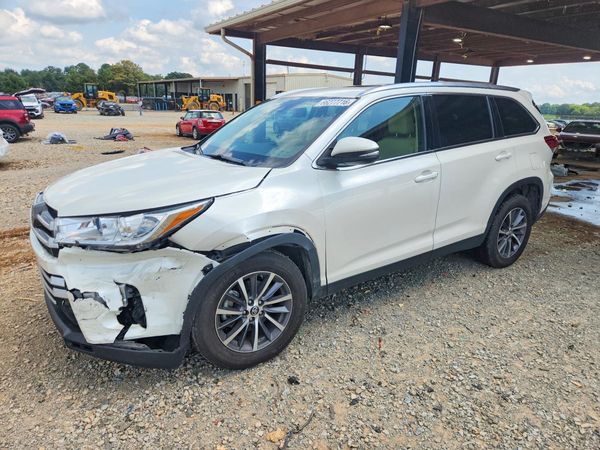 2019 TOYOTA HIGHLANDER