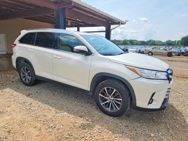 2019 TOYOTA HIGHLANDER