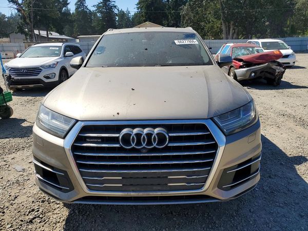 2017 AUDI Q7 quattro Premium Plus