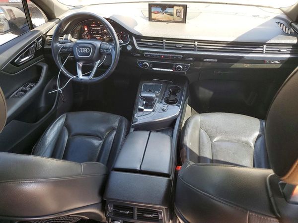 2017 AUDI Q7 quattro Premium Plus
