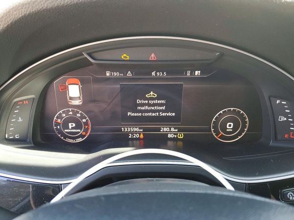 2017 AUDI Q7 quattro Premium Plus