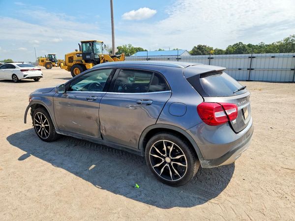 2017 MERCEDES-BENZ GLA GLA250