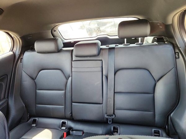 2017 MERCEDES-BENZ GLA GLA250