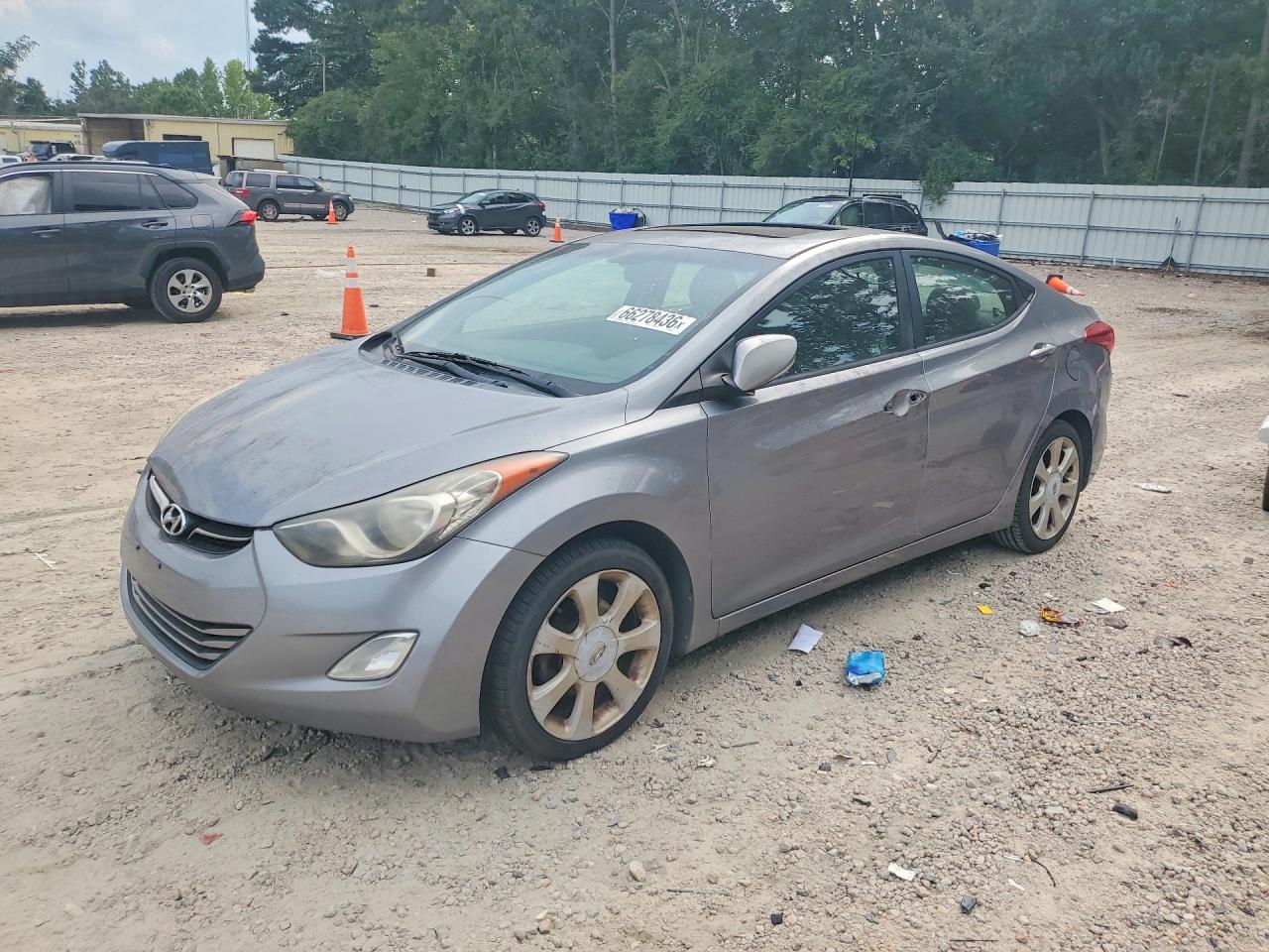 2013 HYUNDAI ELANTRA