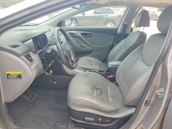 2013 HYUNDAI ELANTRA